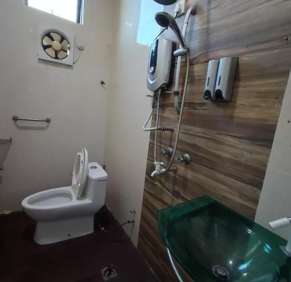 Mann Maju Inn & Hotel Kuala Berang