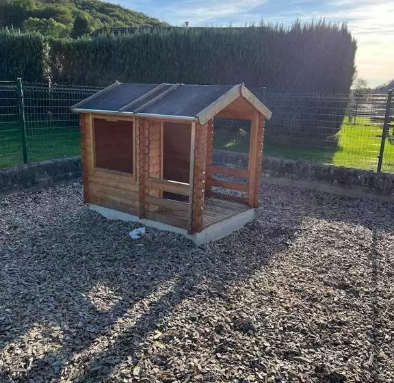 ペンション Chalet Charmant Monika Avec Piscine