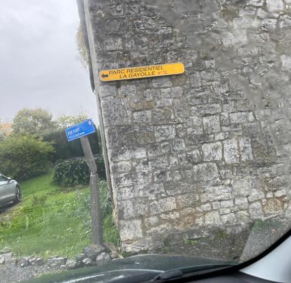 پانسیون Chalet Charmant Monika Avec Piscine