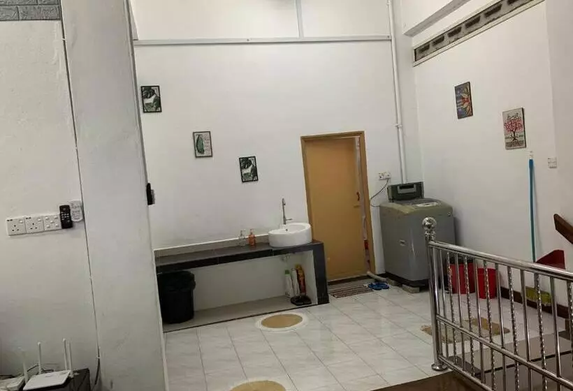 ペンション La Wood Homestay
