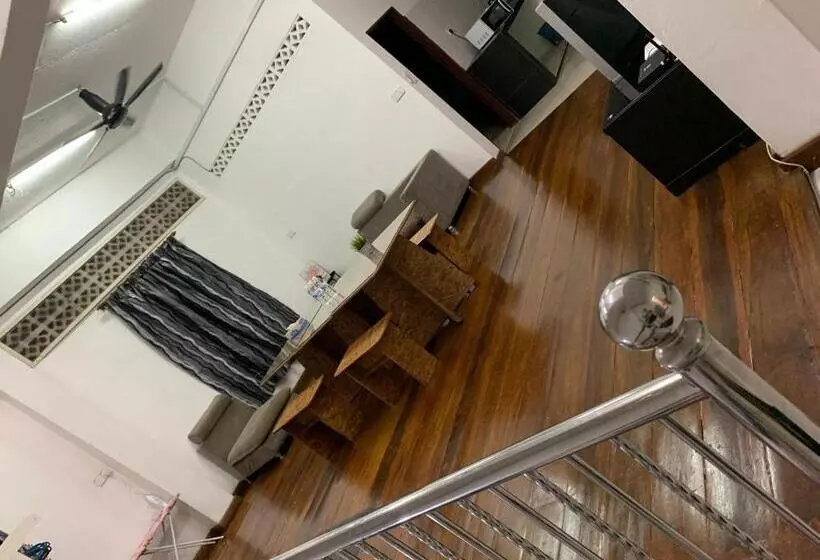 ペンション La Wood Homestay