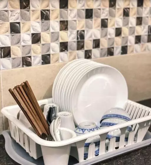 ペンション Queen Room Semi Attached Bathroom Bukit Mertajam Alma Impian