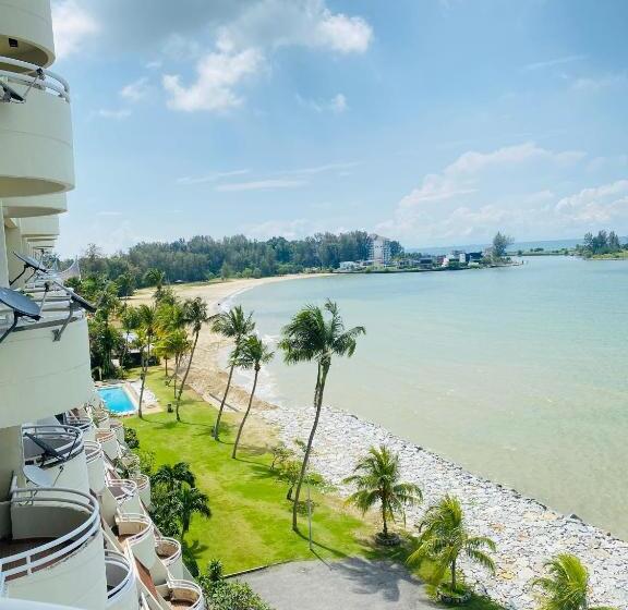 Resort The Regency Tanjung Tuan Private Unit Homestay Seaview