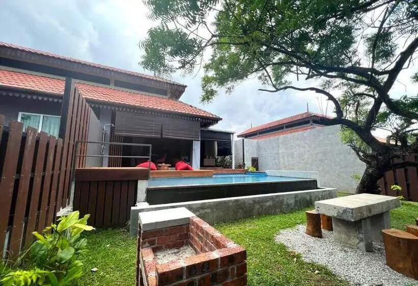 Royale Riviera Resort Private Pool Villas