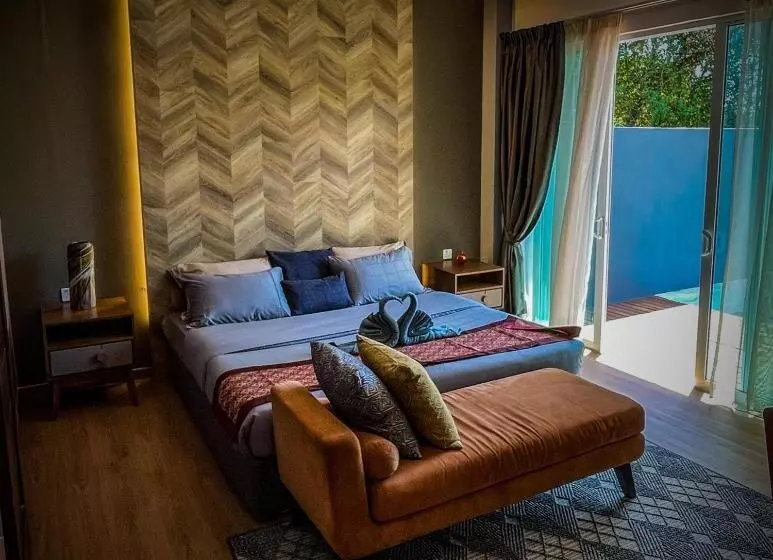 Royale Riviera Resort Private Pool Villas