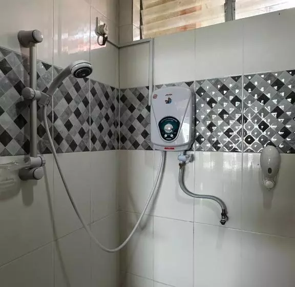 Terinai Tasoh Lake View Resort