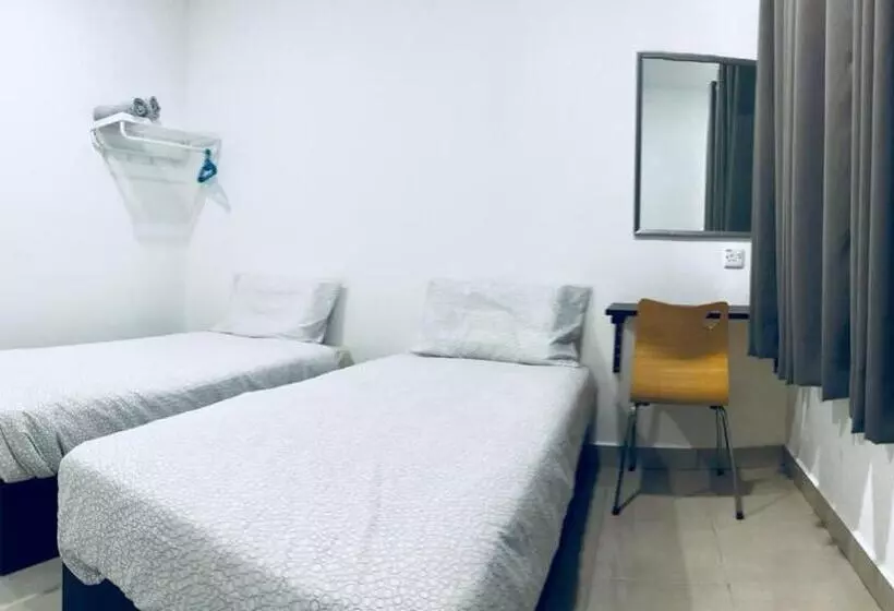 ユースホステル Lunastay