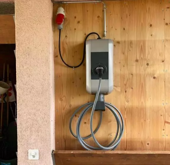 ベッドアンドブレックファースト Auf Wolke 7   Gäste Studio Im Mini House In Ch 4556 Aeschi So