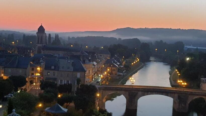 住宿加早餐  Le Mazet  Vue Imprenable