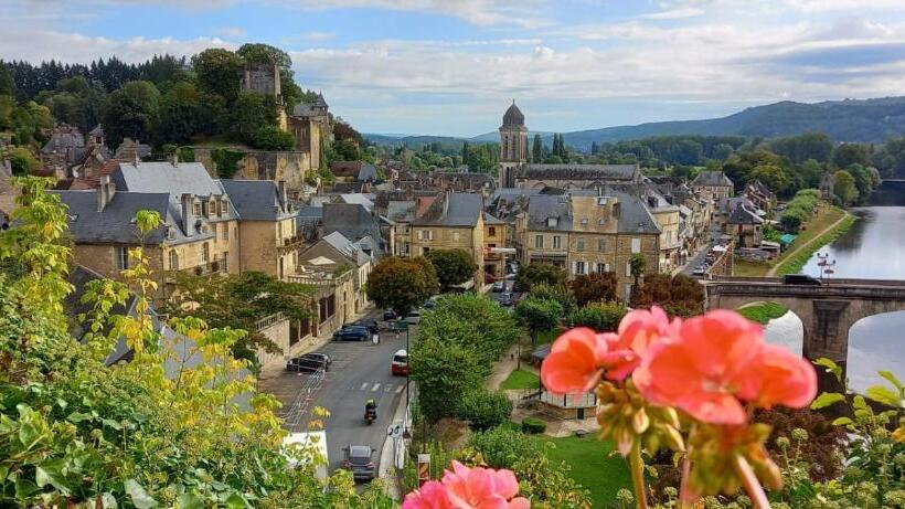 住宿加早餐  Le Mazet  Vue Imprenable