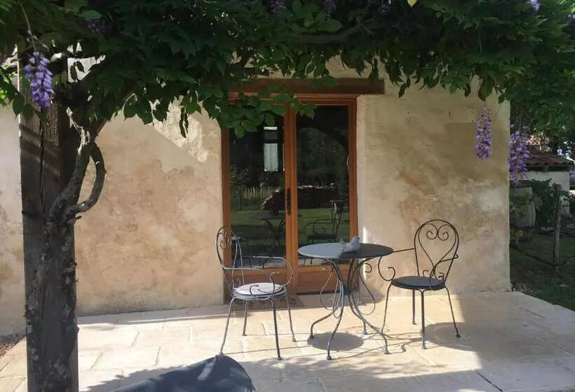 Aamiaismajoitus (B&B) Les Landes De Mauchat