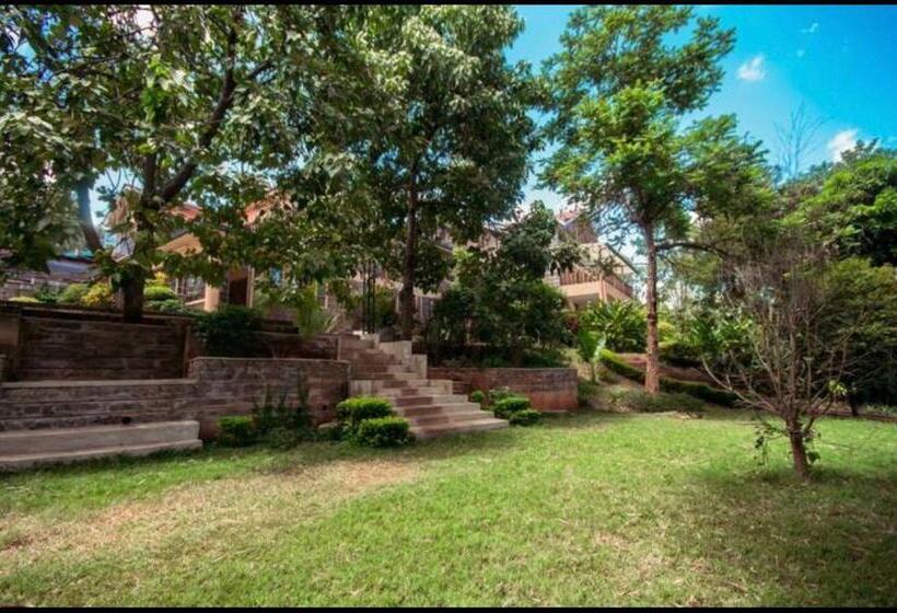 ベッドアンドブレックファースト Riverfront Gardens