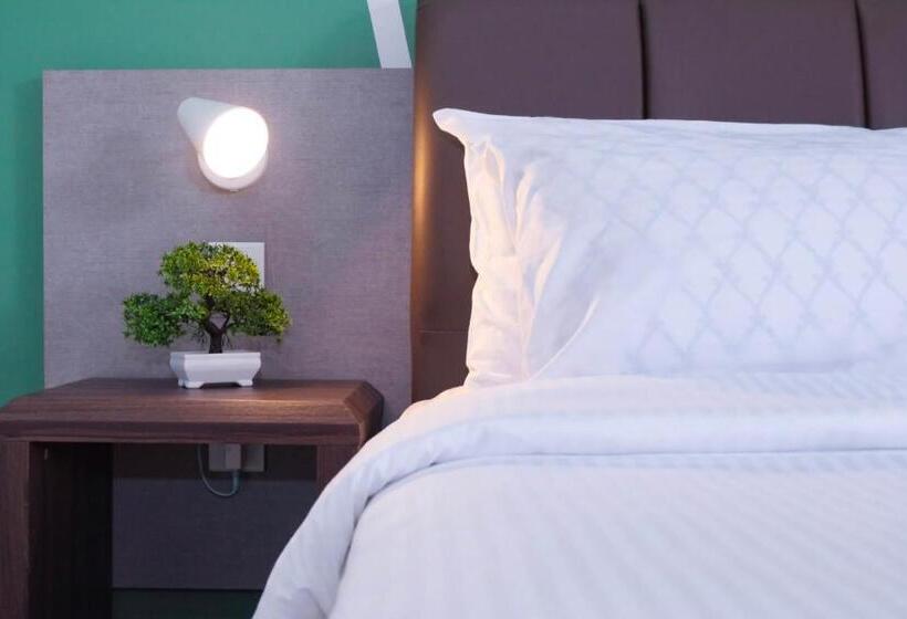 Cenang Rooms With Pool By Virgo Star Resort