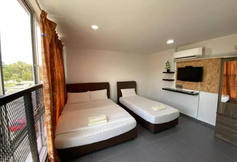 Kapselihotelli Ls Village