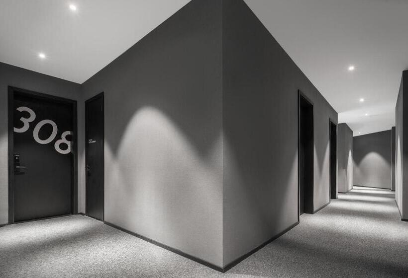 Kinmirai Gallery Hostel Chunxi Road&taikoo Li Store