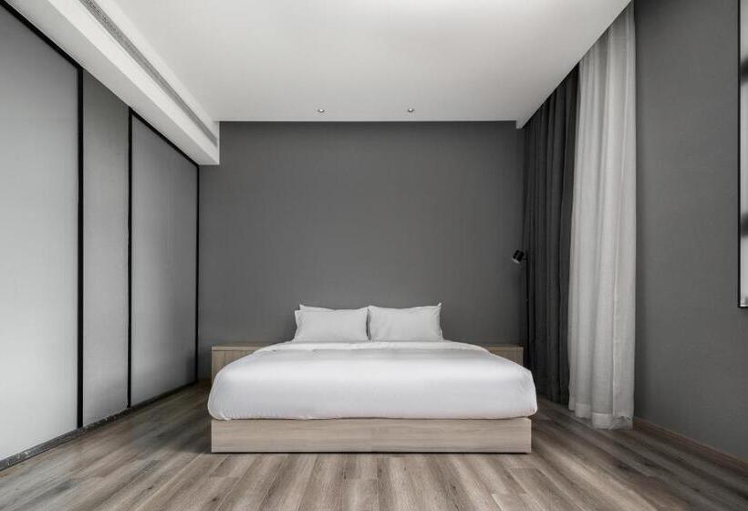 Kinmirai Gallery Hostel Chunxi Road&taikoo Li Store