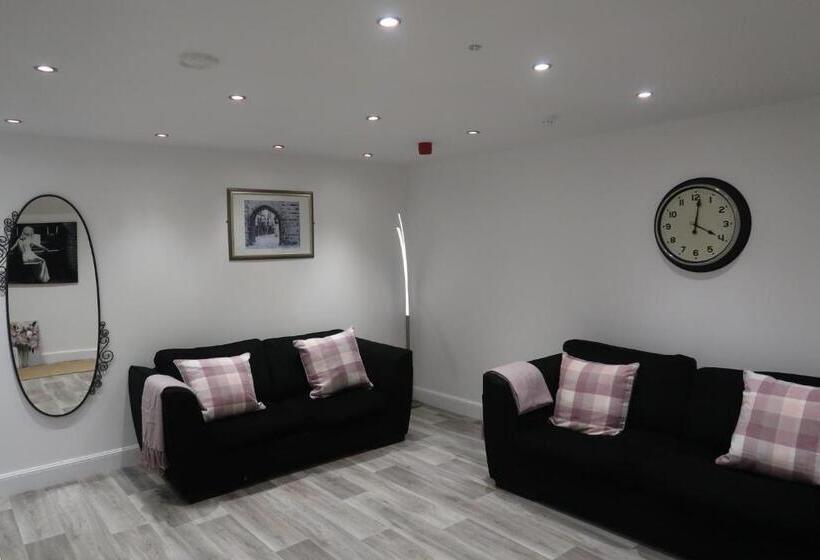 펜션 9 Sheraton Apartments