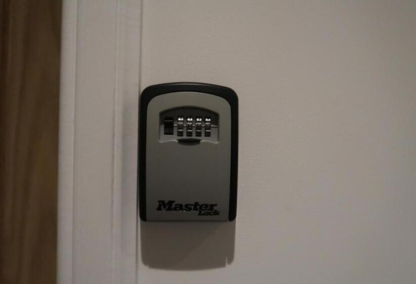 펜션 9 Sheraton Apartments