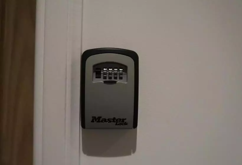 Majatalo 9 Sheraton Apartments