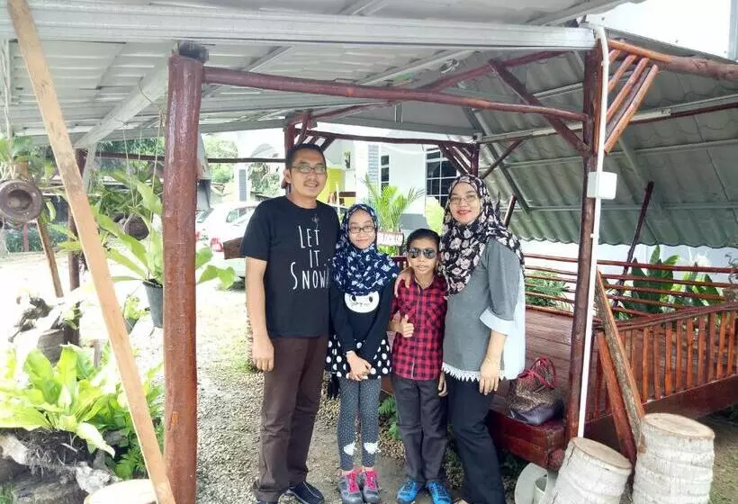 Majatalo Idul Sunrise View