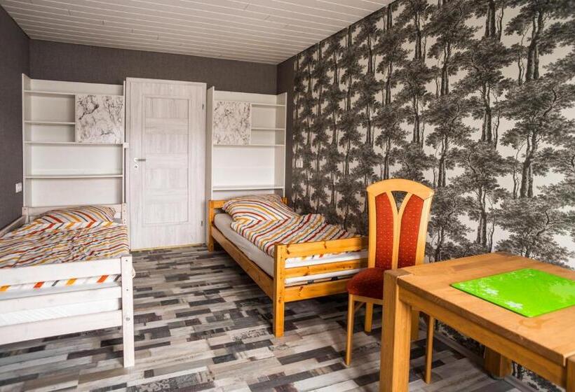 펜션 Monteurzimmer Rabe