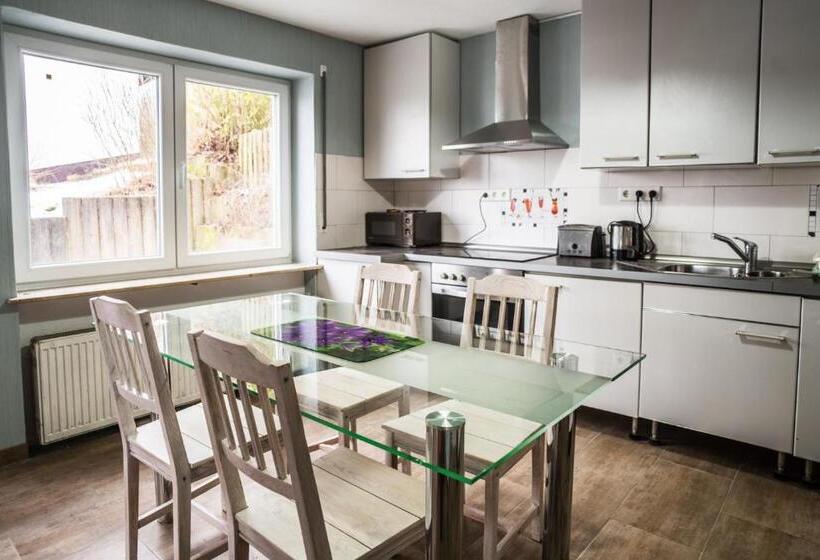 펜션 Monteurzimmer Rabe