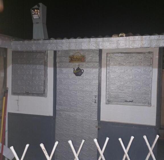 פנסיון Sya Cottage