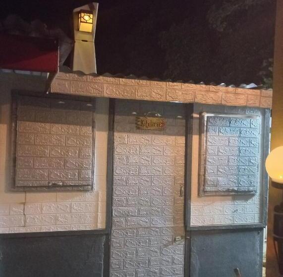 פנסיון Sya Cottage