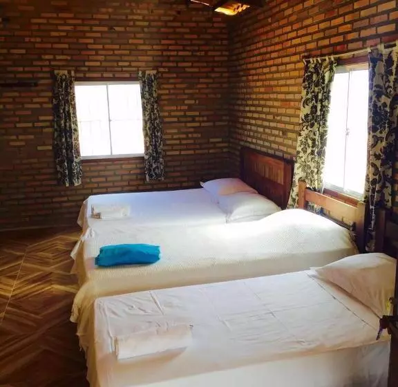 Retkeilymaja Pousada Sol E Mar