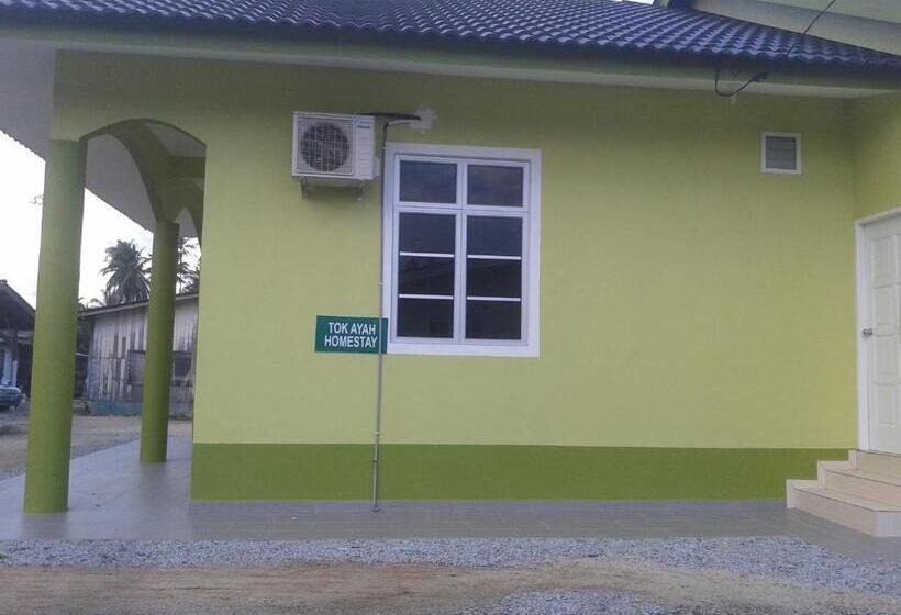 Nocleg ze śniadaniem Tok Ayah Homestay Transit Room