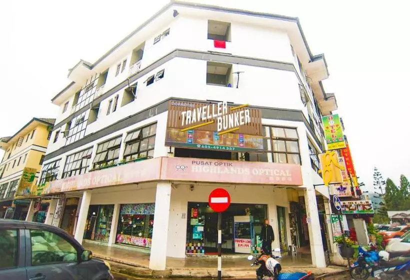 カプセルホテル Traveller Bunker Hostel