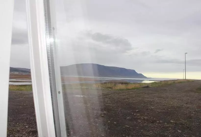 هتل Icelandhorsetours   Helluland