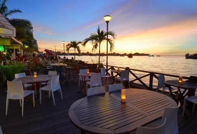 ホテル Kooler Inn