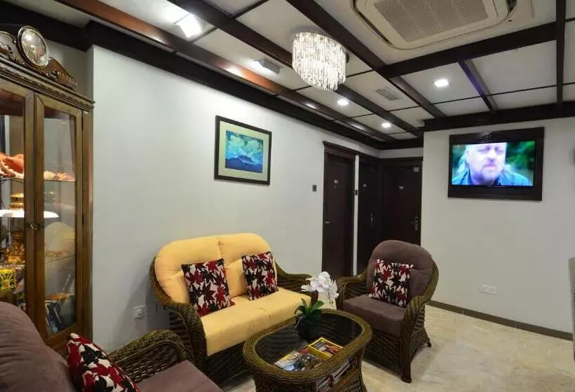 ホテル Kooler Inn