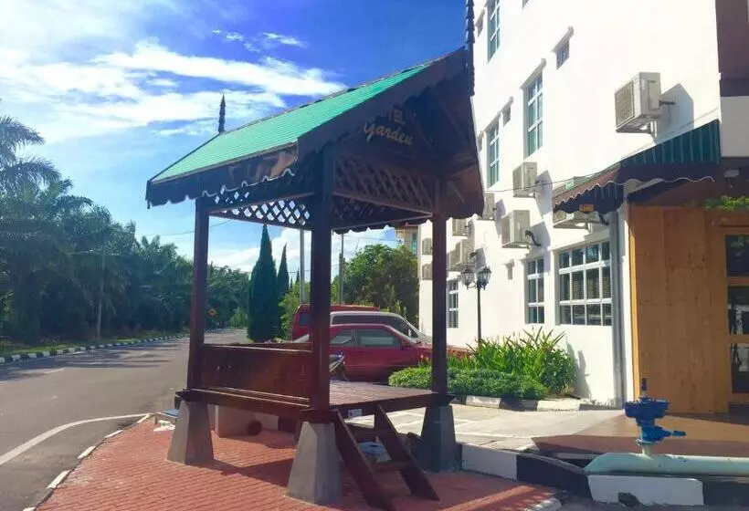 Hotelli Semerah Garden