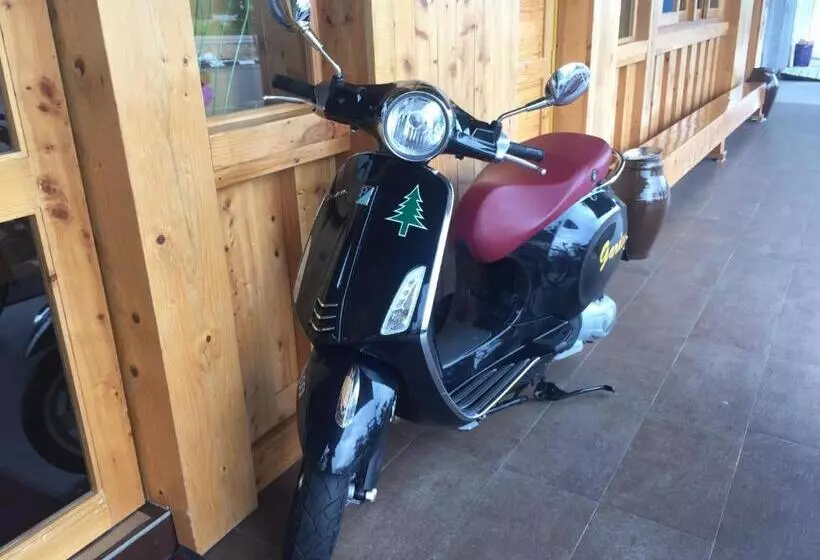 Hotelli Semerah Garden