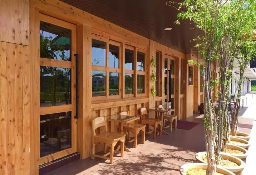 Hotelli Semerah Garden