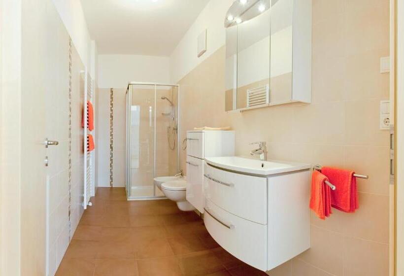 ホテル Weifnerhof