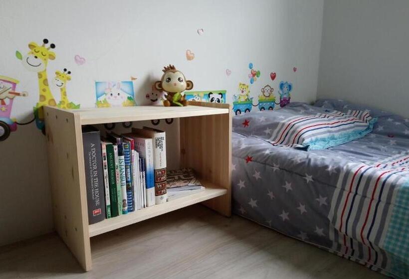 پانسیون 758 Residence