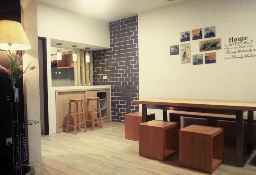 پانسیون 758 Residence