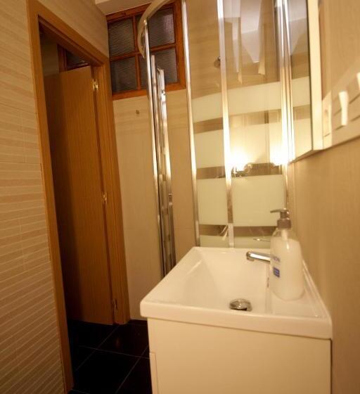 펜션 Albergue Lalin Centro