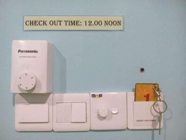 פנסיון Canopy Inn