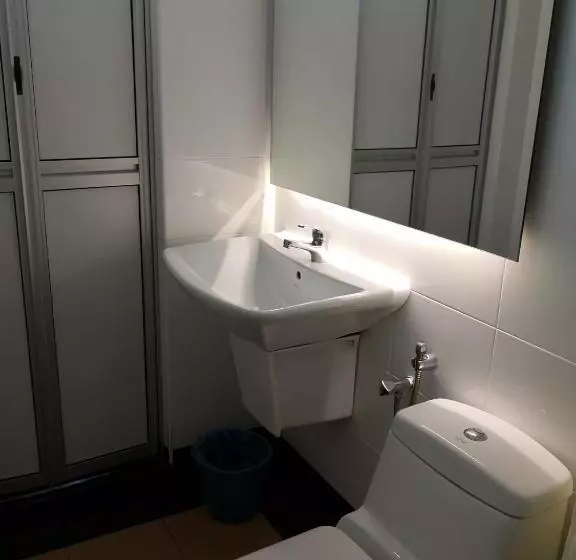 پانسیون Summer Green Lodge