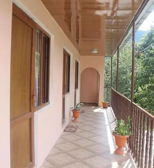 پانسیون Sunny