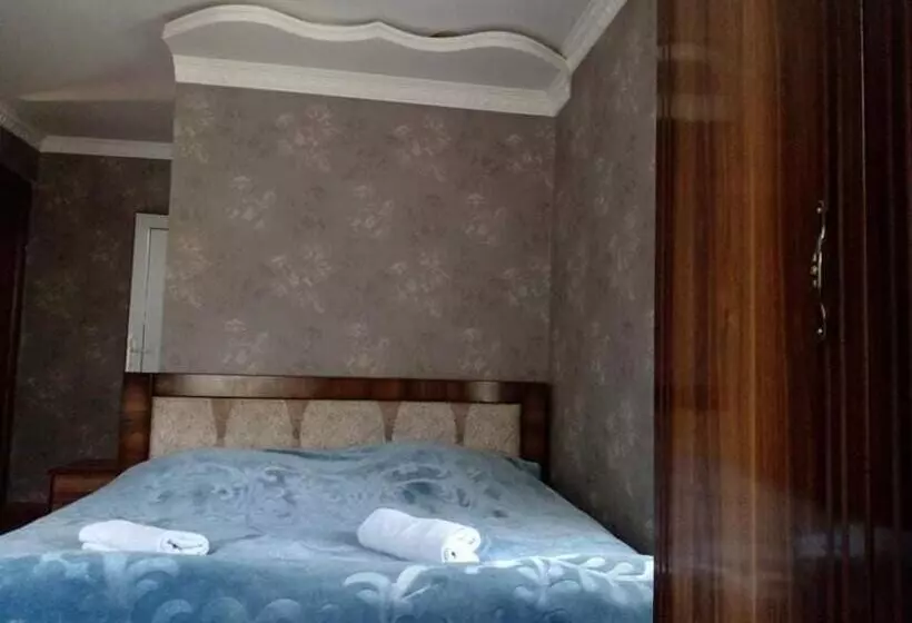 پانسیون Sunny