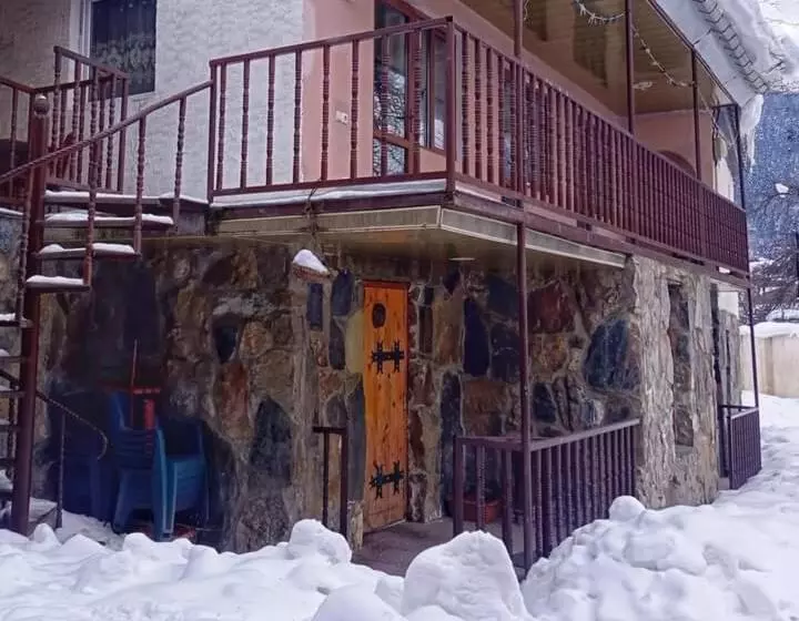 پانسیون Sunny