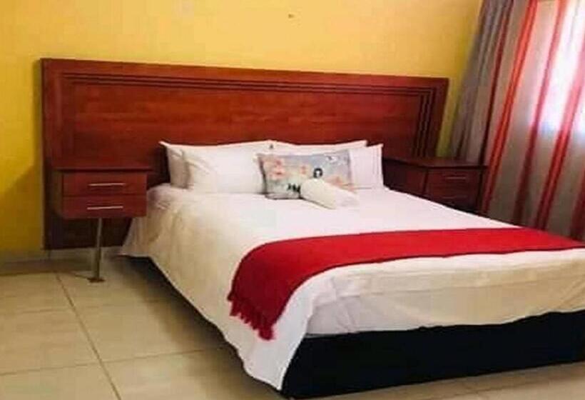 Pension Tshinakie Guesthouse Pretoria