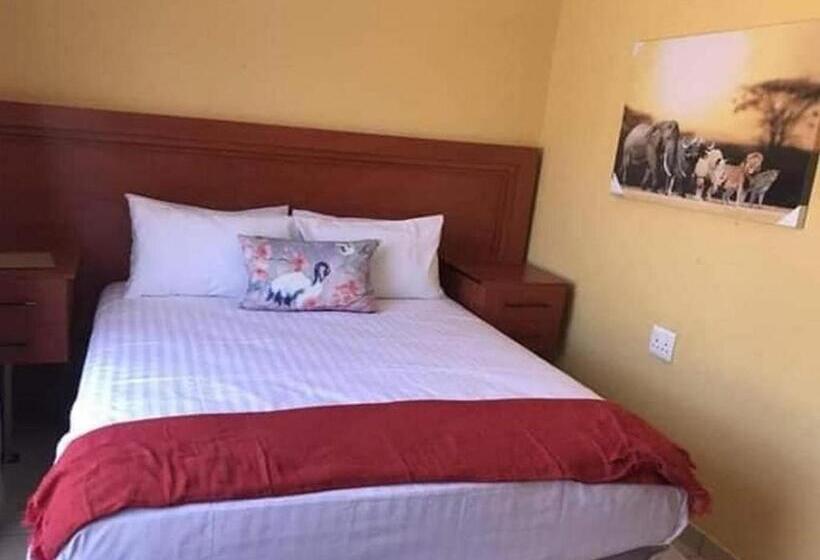 Pension Tshinakie Guesthouse Pretoria