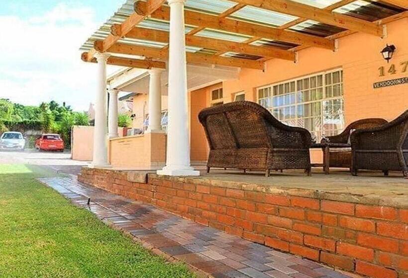 Pension Tshinakie Guesthouse Pretoria