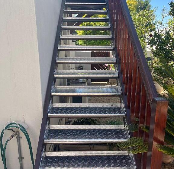 بنسيون 13 Vergezicht House In Wellington Sa